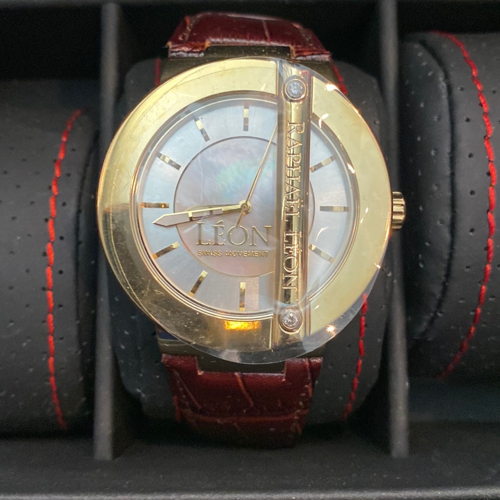 Raphael Leon watch